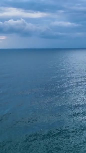 Admirez Les Merveilles Nature Approche Littoral Méditerranéen Orageux Créant Spectacle — Video