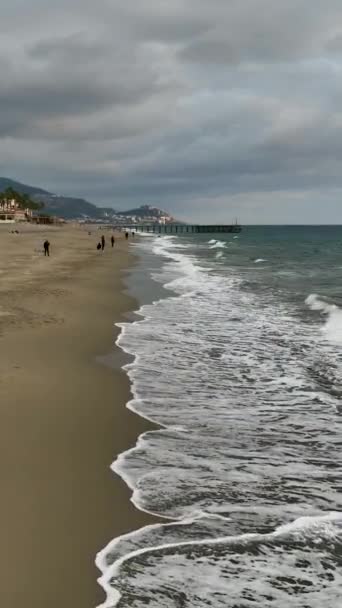 Zažijte Blaženost Zimy Když Jste Svědky Klidné Krásy Pláže Středozemním — Stock video