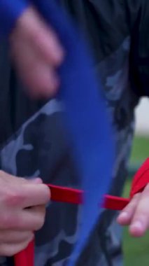 İç dövüşçünüzü gün doğumunda açık havada boks yaparak serbest bırakın. Yeni bir günün doğal parıltısının tadını çıkarın..