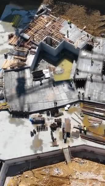 Entdecken Sie Die Bautätigkeit Auf Der Baustelle Aus Der Perspektive — Stockvideo