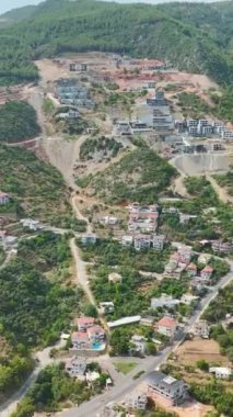 Büyüleyici hava manzaralı Alanyas Akdeniz kıyı kentinin cazibesine odaklan.