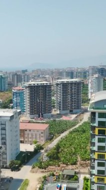 Gökyüzünden gelen Akdeniz mucizesine tanıklık etmek için Alanya üzerinde maceralı bir yolculuğa çıkın..