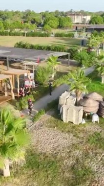 Yüzme, koşma ve bisiklet segmentleriyle tamamlanmış Beleks 'in heyecan verici triatlonuna tanıklık edin..