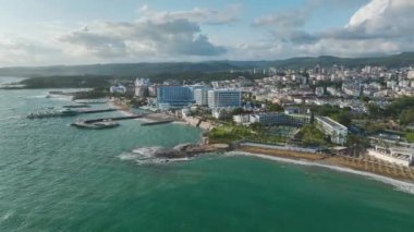 Lüks otelleri ve güzel sahil altyapılarını keşfedin..