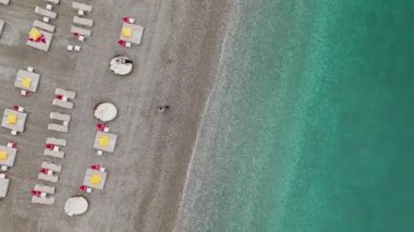 Antalya 'daki muhteşem sahil manzaralarına bakın, büyüleyici deniz manzaraları ve huzurlu bir kıyı şeridi var..