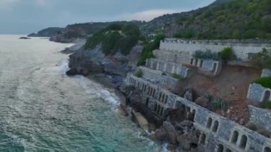 Gökyüzünden yakalanan Akdeniz 'in sakin ve huzurlu sahillerine bakın..