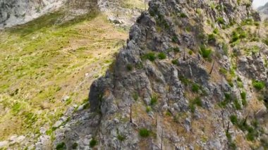 Aerial View 4K: Paddleboard, Group Adventure in Nature tarafından Türkiye 'nin Büyük Kanyonunu Keşfetmek
