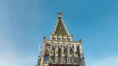 Eski Batumi 'nin fısıltılarını dinle, antik sokakların sırları ortaya çıkar, hikayeleri çarpıcı bir şekilde 4K' da açılır..