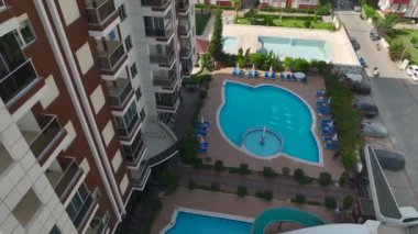 Çocuklar için eğlenceli slaytlarla dolu prestijli bilardo kompleksimizin en büyük deniz macerasının tadını çıkarın.