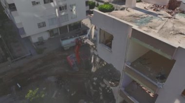 Dinamik ve güçlü bir operasyon.