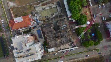 Canlı bir inşaat süreci..