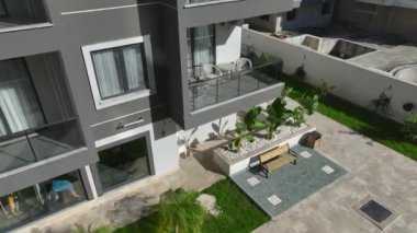 Canlı ve zarif bir yer..