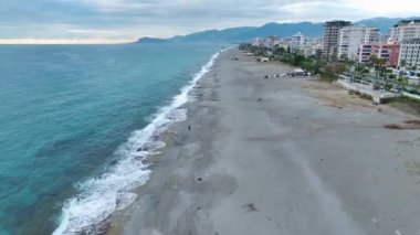 Su ve kumdan mükemmel bir karışım..