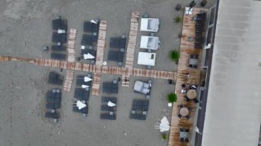 Sakin bir sahil manzarası..