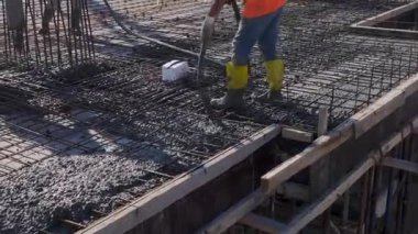 Hareketli ve verimli bir operasyon.