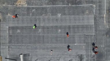 Sağlam yapı temelleri ve yalıtılmış duvarlar.