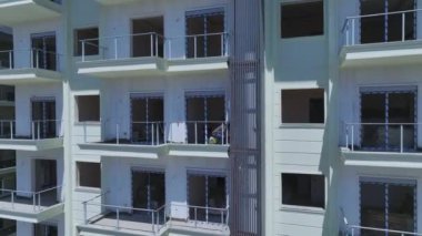 Mahmutlar inşaat projeleriyle gelişiyor.