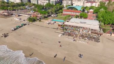 Akdeniz sahillerinde mükemmel yaz günleri..