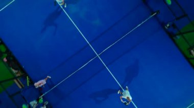 Enerji dolu kıyı kürekleri.