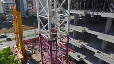 Mükemmel bir işbirliği sahnesi..