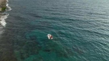 Denizde huzurlu bir yolculuk.