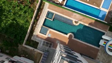 Çarpıcı bir güzellik ve eğlence gösterisi..