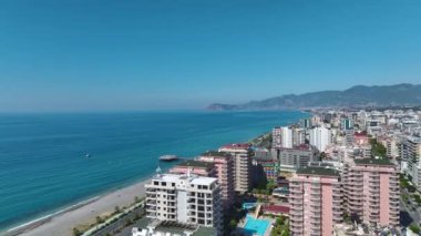 Sahilin ilk hattında lüks deniz kenarında yaşam sunan lüks bir yerleşim yeri..