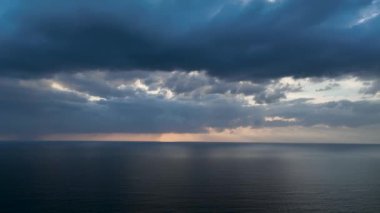 Canlı bir sahil inzivası..