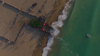 Çarpıcı bir atletik güç gösterisi..
