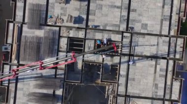 Hareketli bir inşaat sahnesi çok güzel yakalandı..