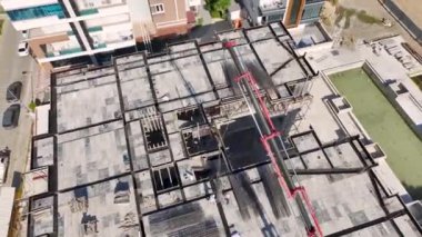 İnşa sürecinin ayrıntılı görünümü.