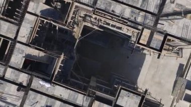 Hareketli ve detaylı bir işlem.