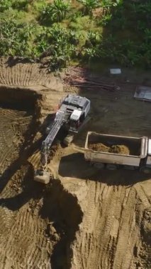 Takımların temel çalışmalarını tamamlayan etkinliklerle dolu bir site.