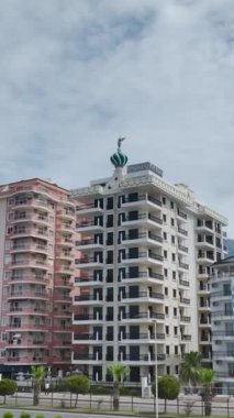 Sahilde ayrıcalık sunan lüks bir geri çekilme..