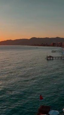 Sahilin hayat dolu güzelliğini her an yaşayın..