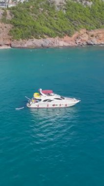 Rahatlık ve manzaranın mükemmel kombinasyonunu tecrübe et..