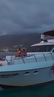 Lüks deniz maceralarının cazibesini keşfet..