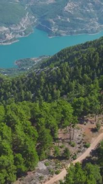 Doğanın kalbine doğru sakin bir kaçış deneyimi.