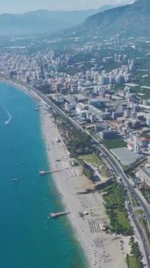 Denizi kürek çekerek keşfetmenin huzurunun tadını çıkar..