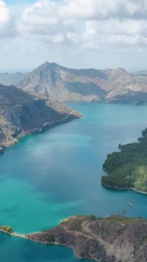 Huzurlu bir kanyon kaçışının cazibesini keşfet..