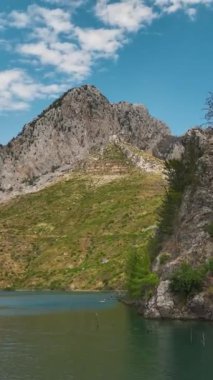 Canlı manzaraların kalbine doğru sakin bir kaçış..