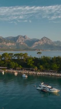 Lüks bir Türk varış noktasının güzelliğini tecrübe et..