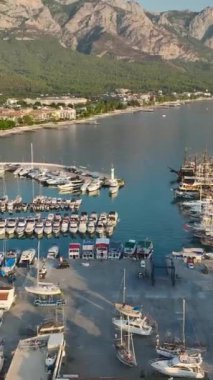 Türkiye 'nin deniz kenarındaki güzelliğini ve cazibesini tecrübe edin.