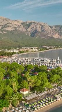 Dikey Video: Belek 'in Çarpıcı Sahilleri ve Yatları Hava Görüntülerinde Yakalandı