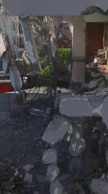 Yıkım alanı yeni konut binaları için hazırlanıyor.