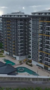 Modern tasarımları ve açık hava güzelliği olan lüks evler..