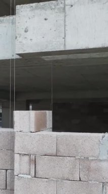 Mühendislerin kesin iş yaptığı aktif bir emlak sahası..