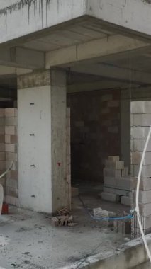 Etkin inşaat devam ediyor.