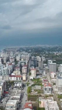 Mühendisler gayrimenkul alanını aktif olarak denetliyor..