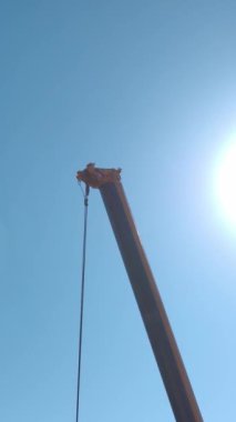 Dinamik Turna İnşaatı ile Canlı Çalışma Alanı.